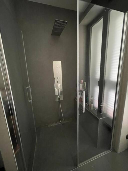 Апартаменты *Luxus393* Metro A 50M, Lingotto Fiere, Ospedali Турин Экстерьер фото