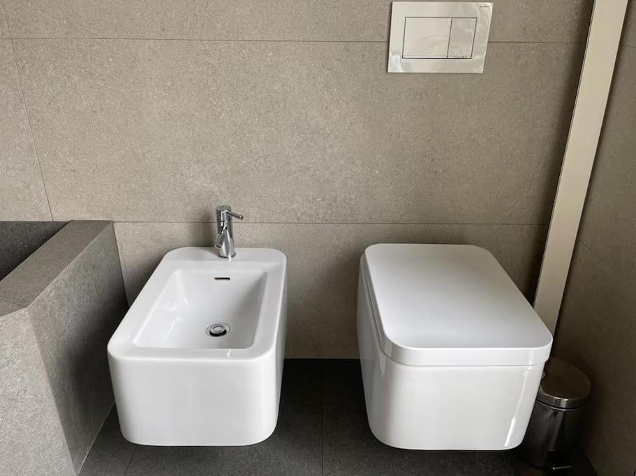 Апартаменты *Luxus393* Metro A 50M, Lingotto Fiere, Ospedali Турин Экстерьер фото
